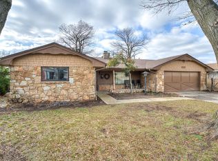 7213 N Norman Rd, Warr Acres, OK 73132