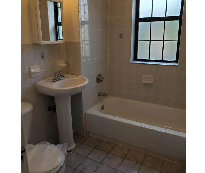 109 Chestnut St — Photo 3