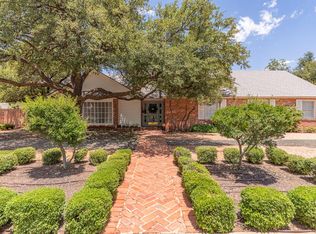 2904 Sentinel Dr, Midland, TX 79701