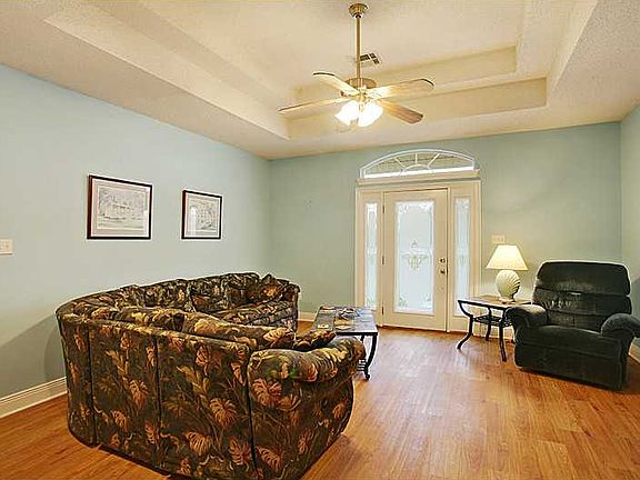 2nd image of 102 Bayou Estates South Dr