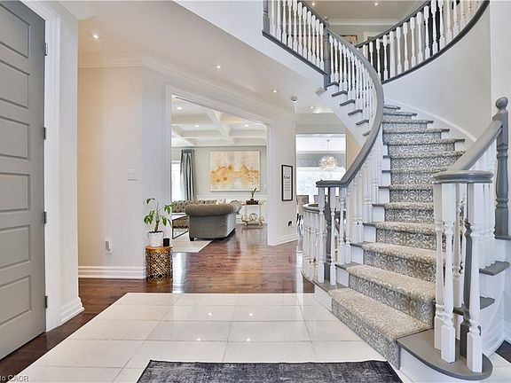 4th image of 1436 Crescent Rd