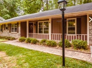 651 Mountainbrooke Cir, Stone Mountain, GA 30087