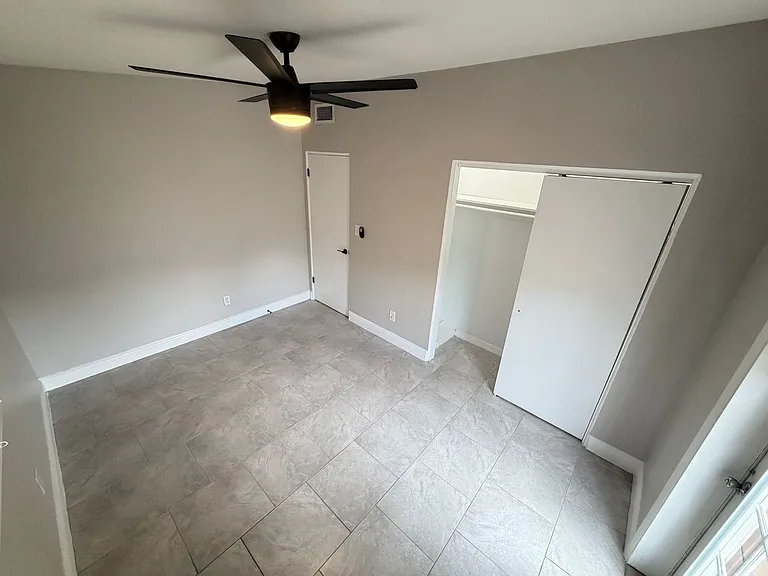 3612 Surrey Dr — Photo 13