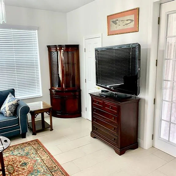 24312 Westgate Blvd — Photo 42