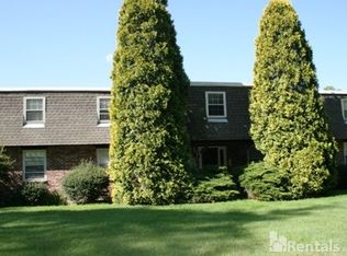 1346 Howard Gap Rd APT 6, Hendersonville, NC 28792