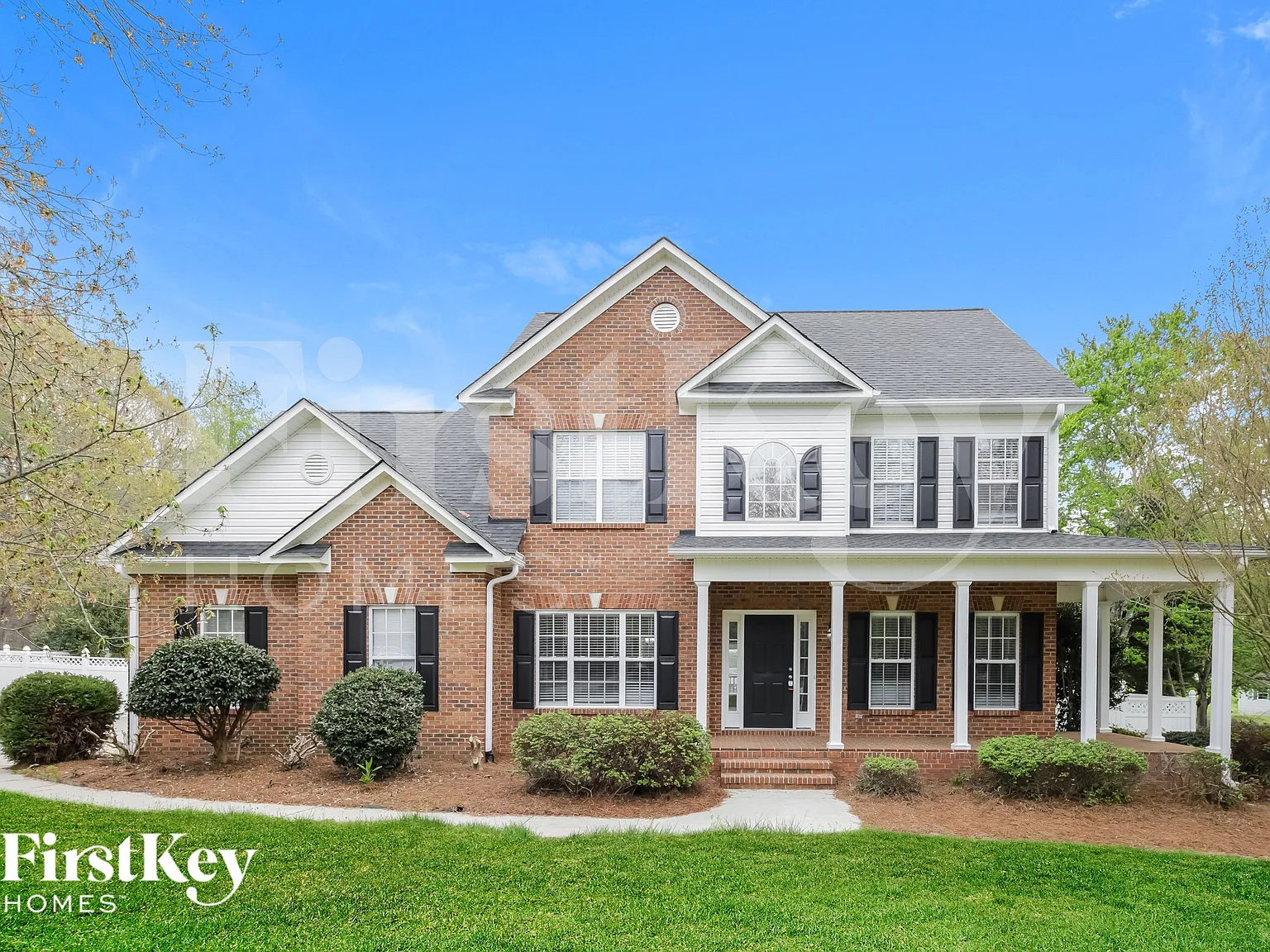 3 bed, 3.0 bath, 2642 sqft, $2,845 — Photo 1