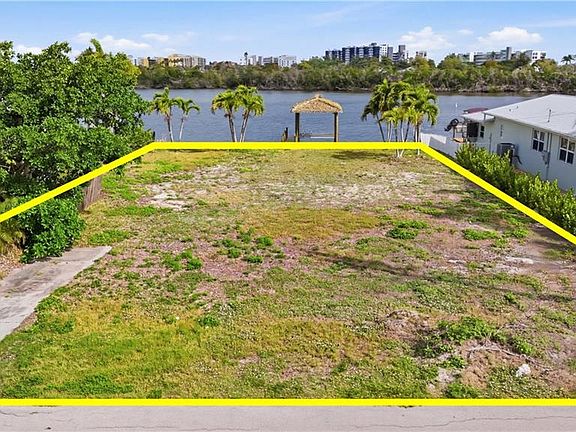 5th image of 8061 Lagoon RD