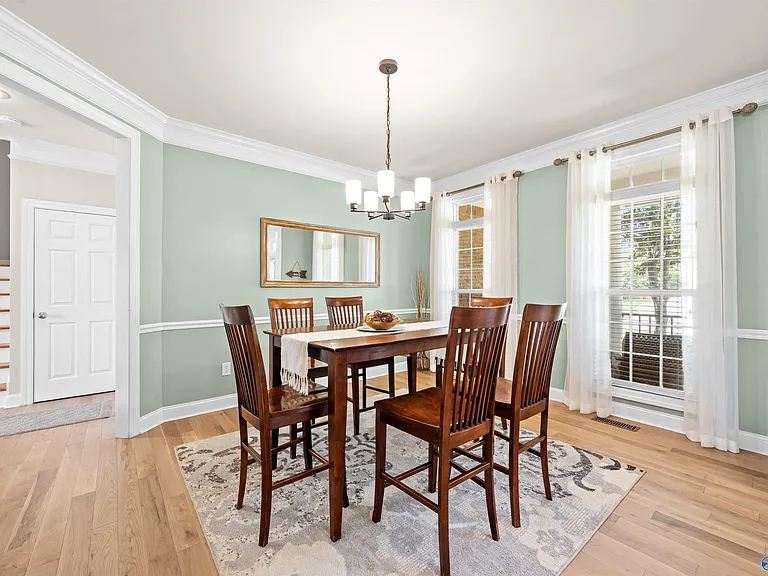 103 Wickerberry Ln — Photo 8