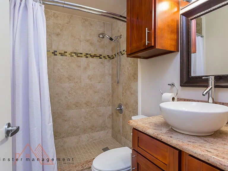 2611 Ala Wai Blvd — Photo 5