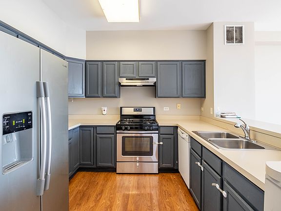 4th image of 333 Arboretum Dr