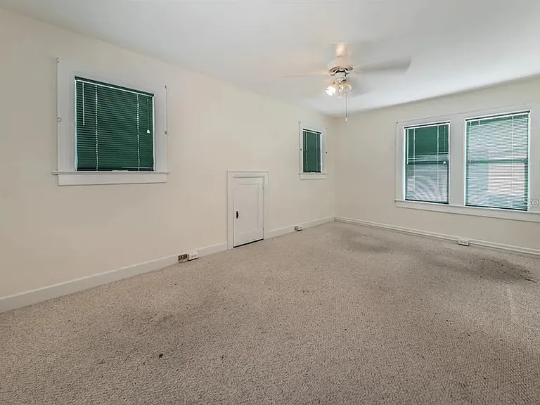 638 E Tarpon Ave — Photo 9