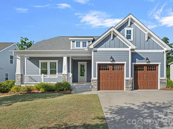 6132 Sandy Point Ln, Belmont, NC 28012