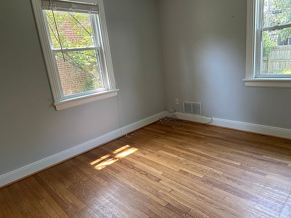 5th image of 4403 Patterson Ave