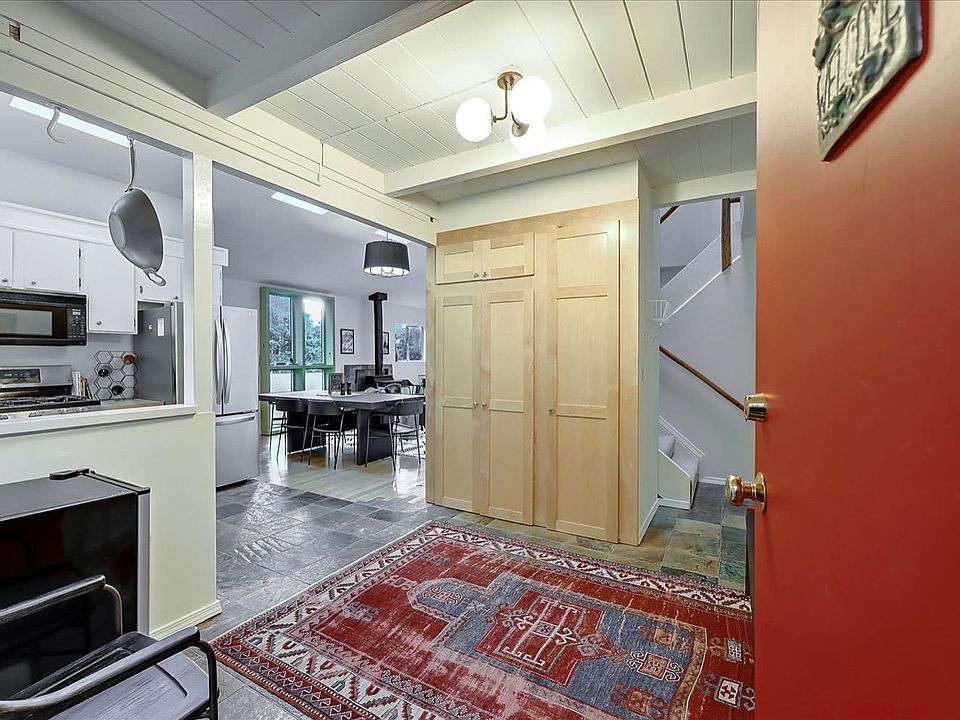 1st image of 806 Edgewood Ave