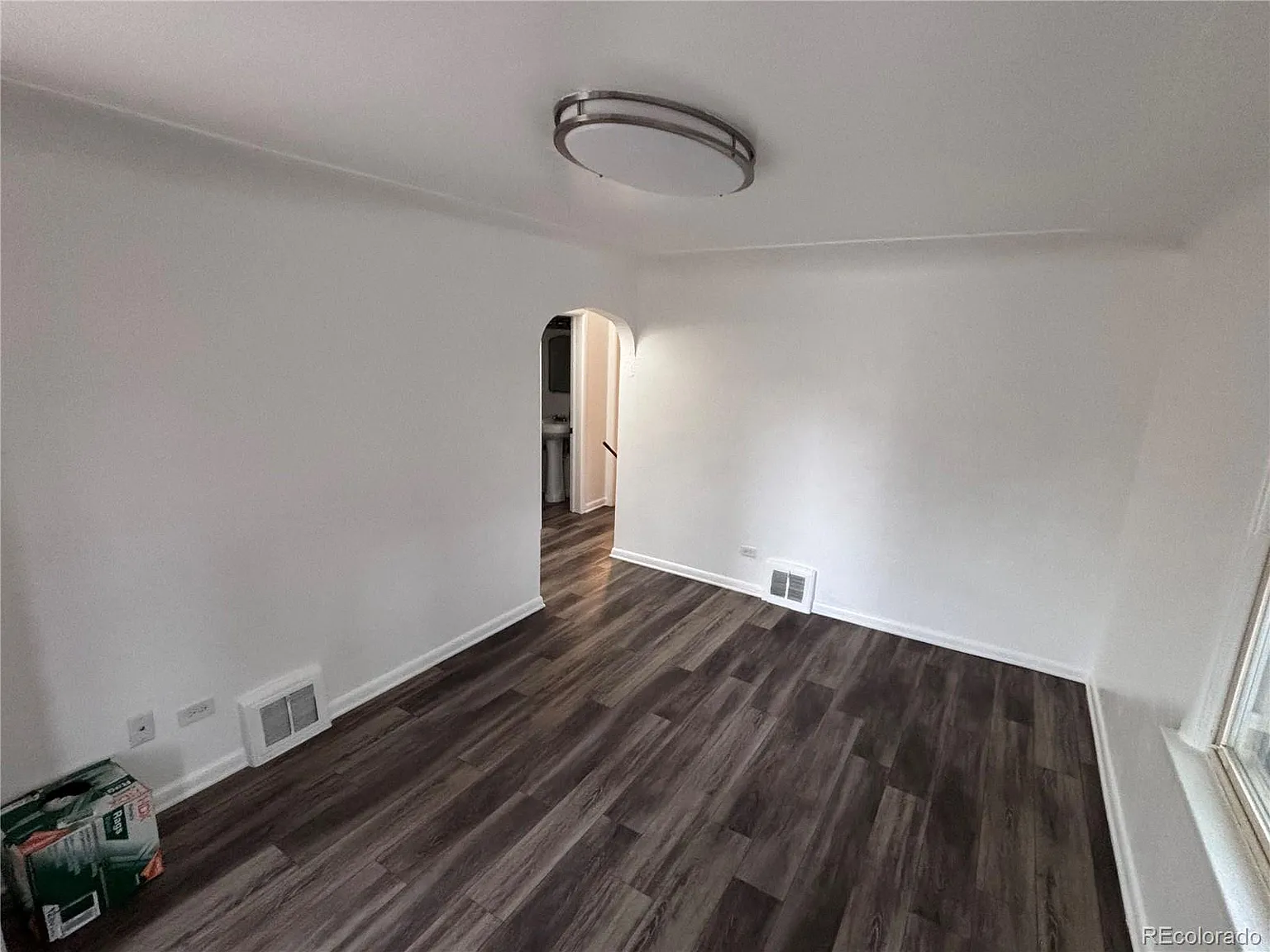 2 bed, 1.0 bath, 751 sqft, $1,600 — Photo 3