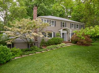 26 Tanglewood Ln, Chatham, NJ 07928