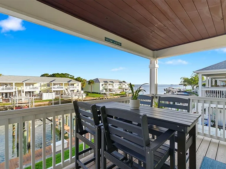 5174 Beach Dr SE #D — Photo 27