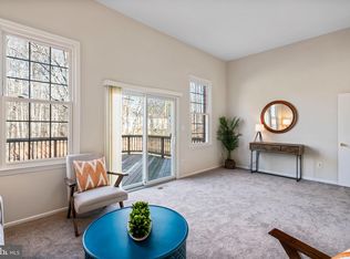 5702 Kirkham Ct, Springfield, VA 22151