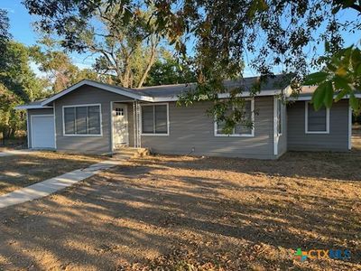 1025 E Fannin St, Luling, TX, 78648