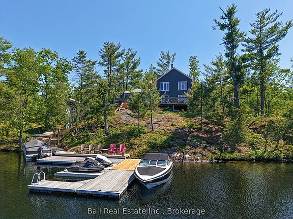 3rd image of 85 Hillcrest Rd