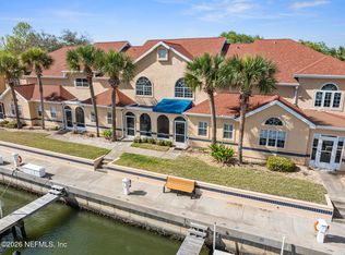 37 Captains Walk, Palm Coast, FL 32137