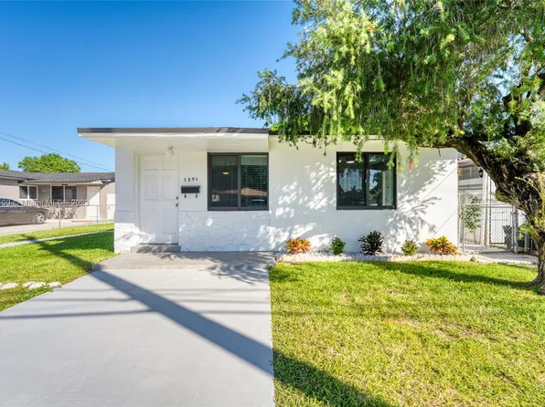 7391 & 7393 SW 22nd St, Miami, FL 33155