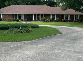 7773 Oktoc Rd, Starkville, MS 39759