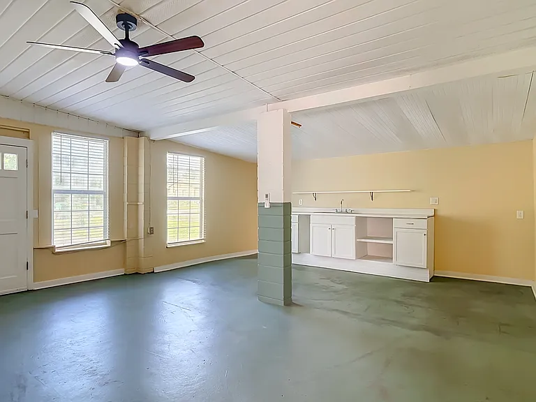 Extra space/In-Law suite with separate entrance