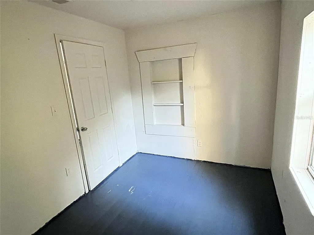 2 bed, 1.0 bath, 743 sqft, $850 — Photo 3