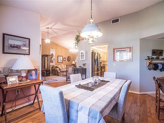 5th image of 1563 Kinsman Way