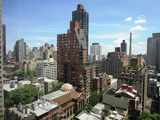 Rented by Rachmani Corporation | media 18