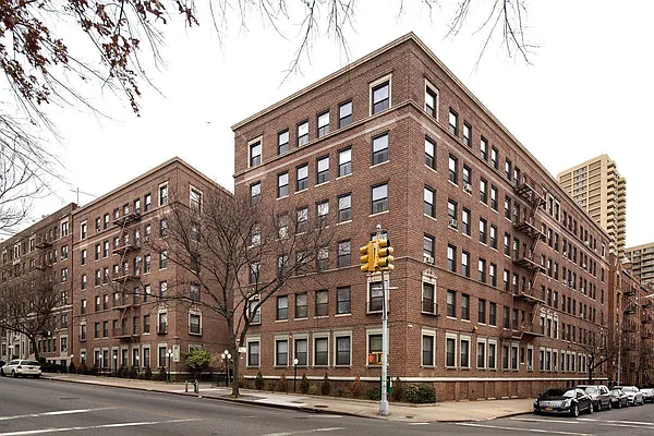 Rented by Rise BK LLC | media 23