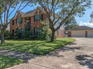 1205 Red Wing Dr, Friendswood, TX 77546