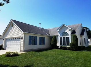 6 Manchester Ct, Jackson, NJ 08527