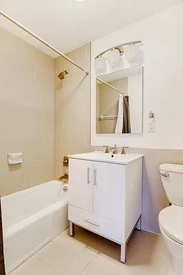 Sold by Compass | media 18