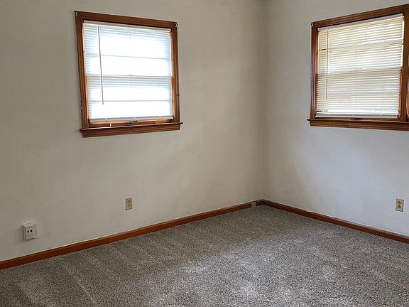4th image of 5505 Davallia Ln