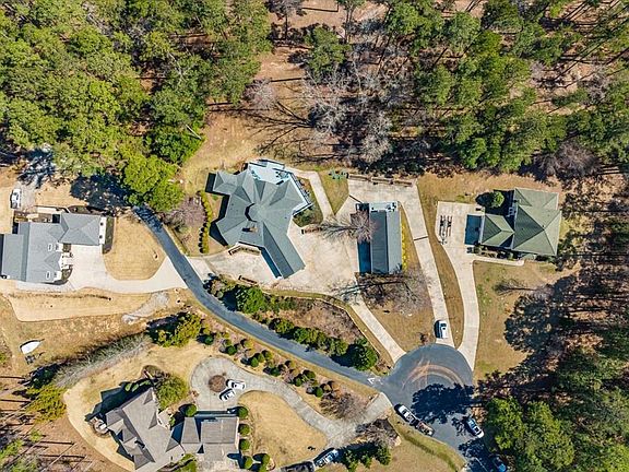 4th image of 1056 Plantation Ln
