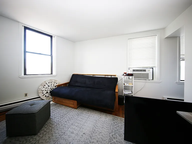 410 Market St #1 — Photo 2
