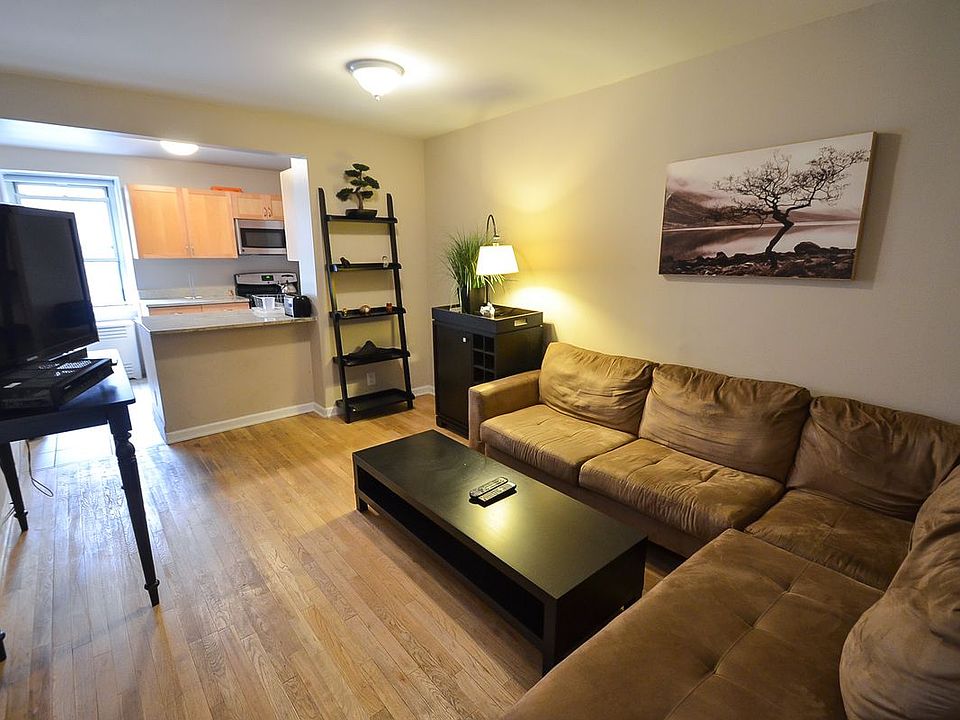 1st image of 345 Greenwich St Frnt A