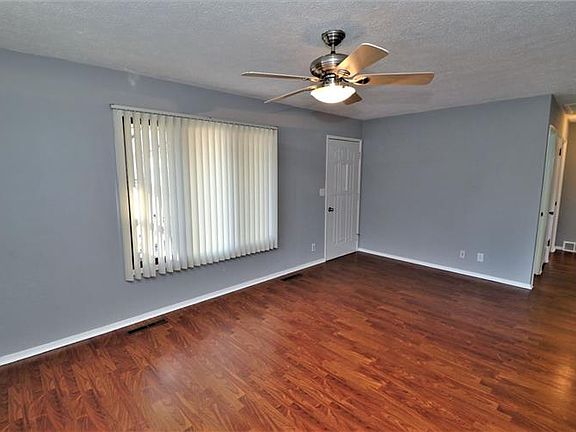 4th image of 1520 Kingsley Dr