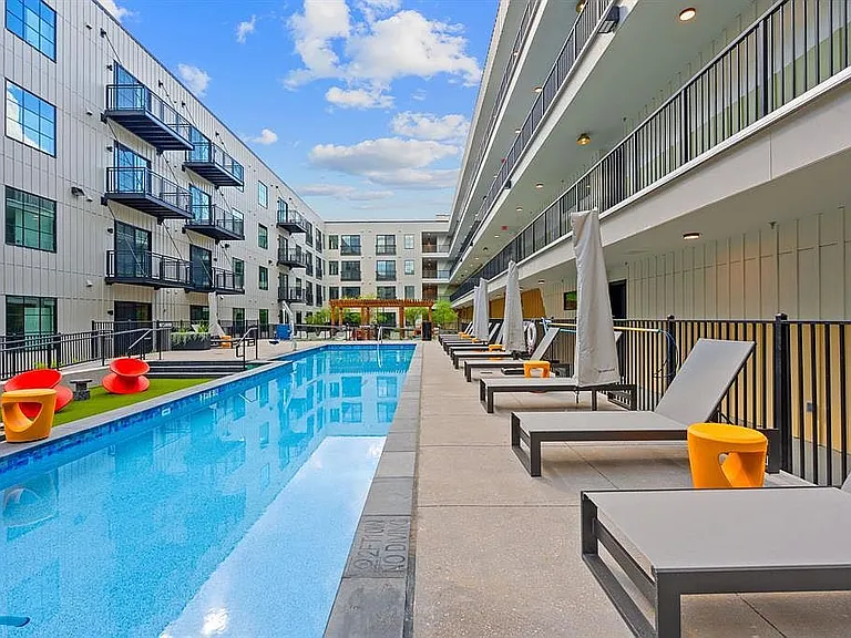 4315 S Congress Ave #214 — Photo 36