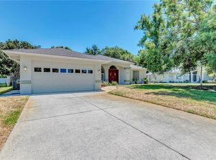 11 Perimeter Dr, Englewood, FL 34223