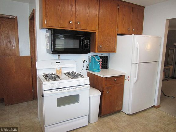 4th image of 2152 Nortonia Ave