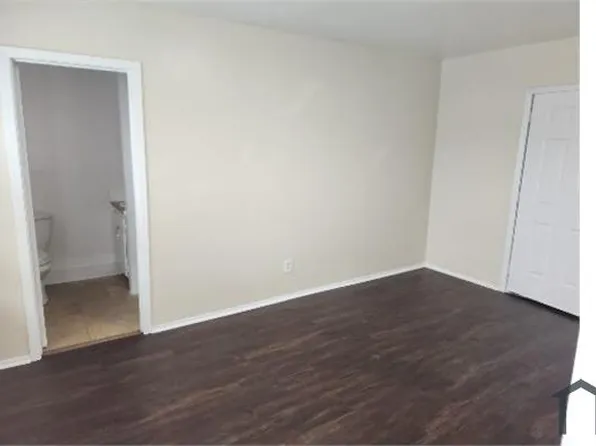 2623 Martin Luther King Jr Way, Oakland, CA 94612