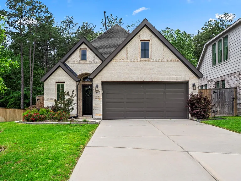 334 Topper Pines Dr — Photo 1