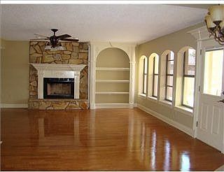 4th image of 11271 Waverly Dr