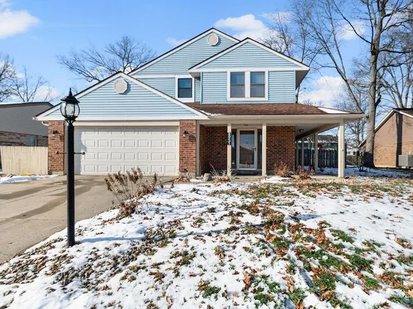 8951 Willowgate Ln, Dayton, OH 45424