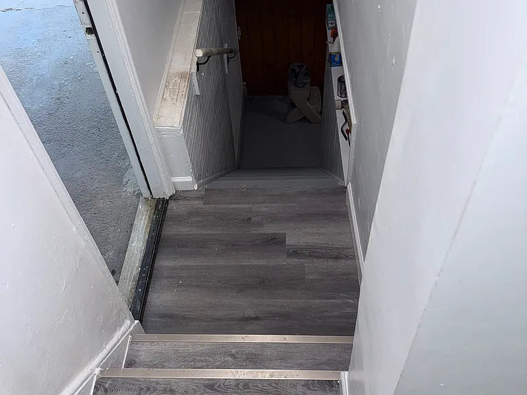 19208 Wickfield Ave — Photo 2