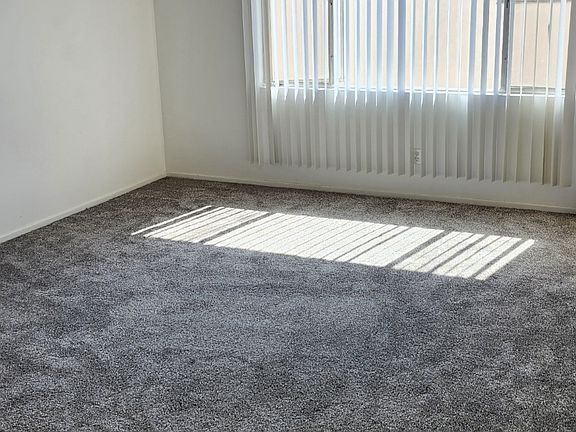 3rd image of 209 E Ivy Ave APT 3