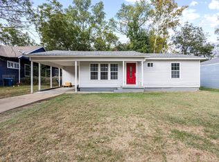 1221 W Crawford St, Denison, TX 75020